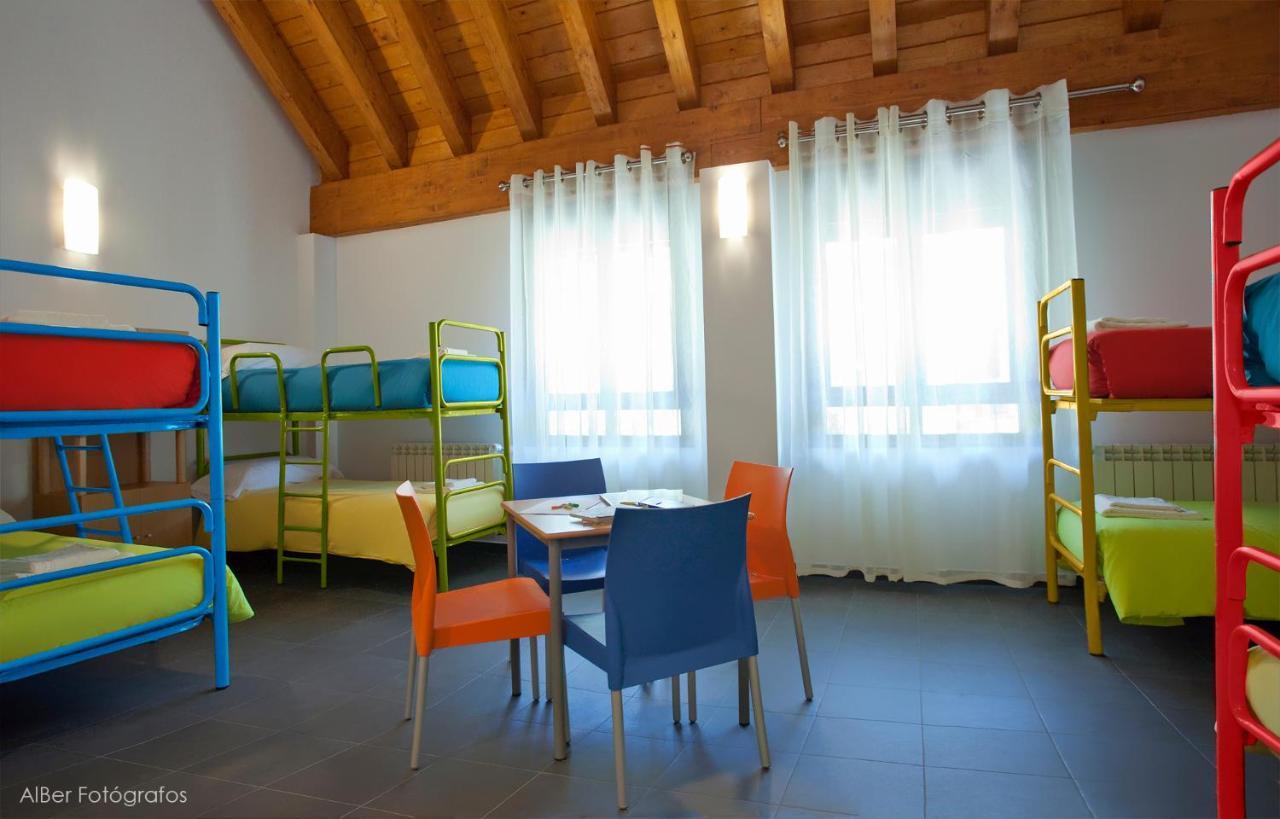 Albergue Francisco Giner De Los Rios Villablino Rum bild